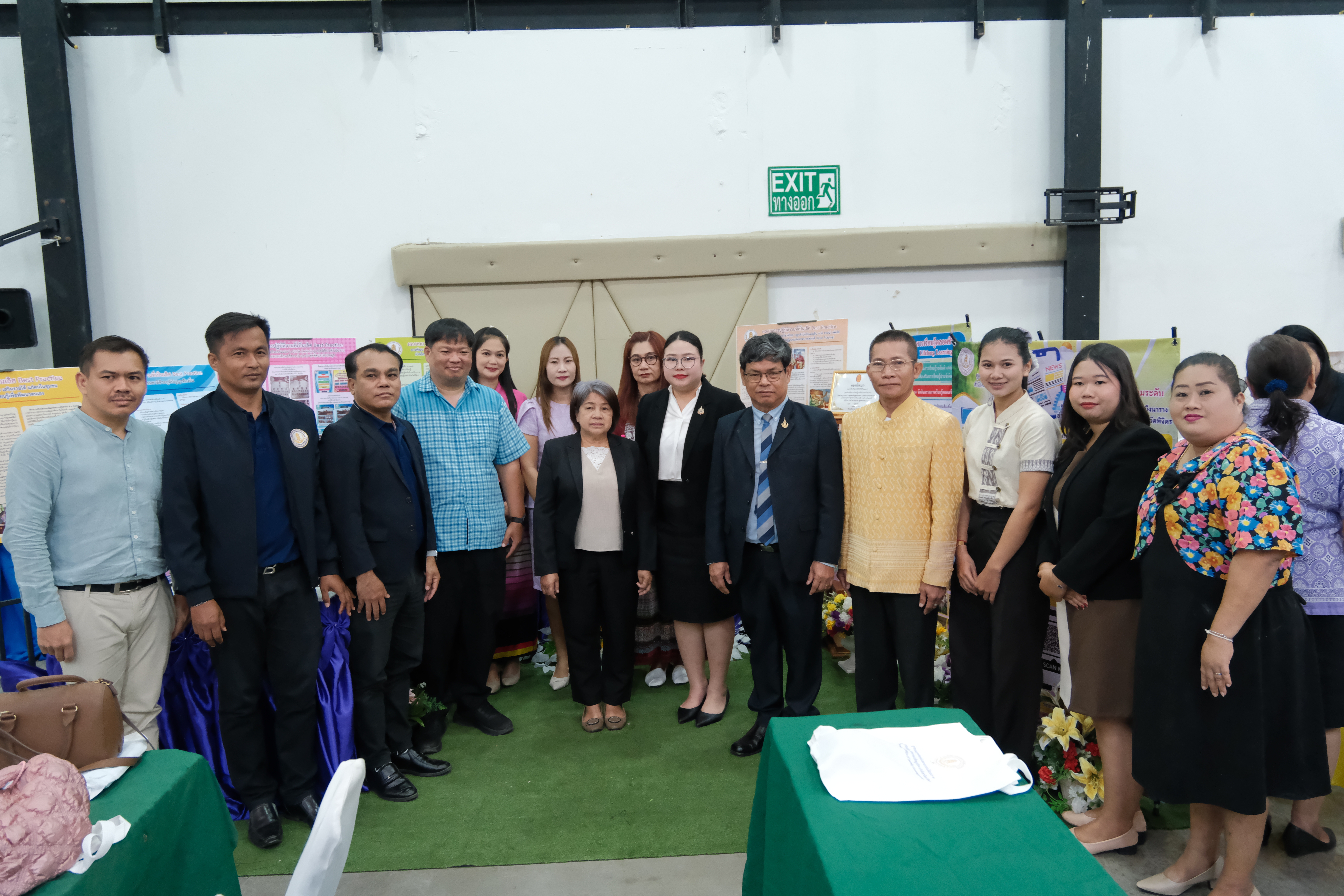 เข้าร่วมโครงการพัฒนาบุคลากรเพื่อพัฒนาศักยภาพในการปฏิบัติงานและสรุปผลการดำเนินงานประจำปีงบประมาณ 2568